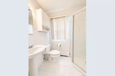 21 Redwood Court, Glen Cove, NY 11542 - Photo 17