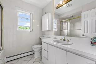 9 Bernadette Ct, Hicksville, NY 11801 - Photo 21
