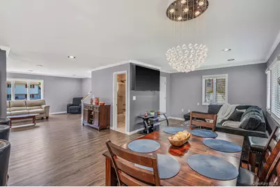 935 Sterling Place, West Babylon, NY 11704 - Photo 7