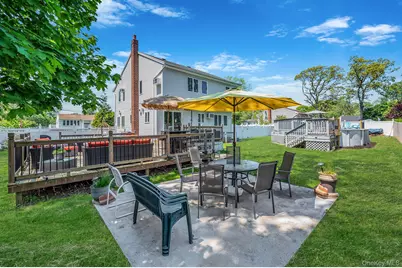 935 Sterling Place, West Babylon, NY 11704 - Photo 47