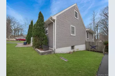 35 Hillside Avenue, Suffern, NY 10901 - Photo 39