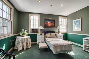 274 River Rd, Saint James, NY 11787 - Photo 17