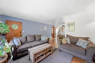 37 Winston Dr, Smithtown, NY 11787 - Photo 3