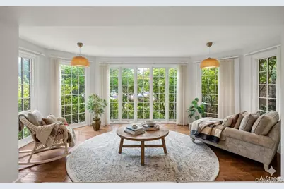 64 Dartmouth Street, Forest Hills, NY 11375 - Photo 7
