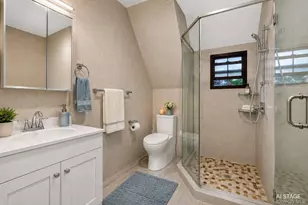 64 Dartmouth St, Forest Hills, NY 11375 - Photo 33