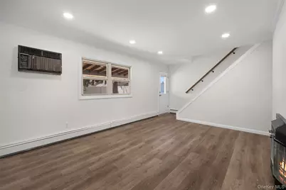 22 Lowland Road, Levittown, NY 11756 - Photo 7