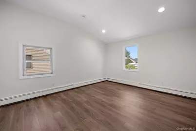 22 Lowland Road, Levittown, NY 11756 - Photo 25