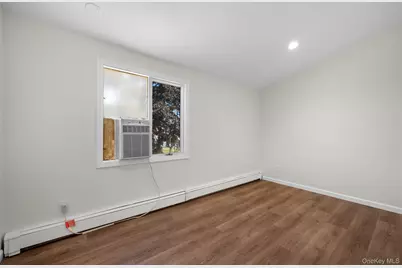 22 Lowland Road, Levittown, NY 11756 - Photo 33