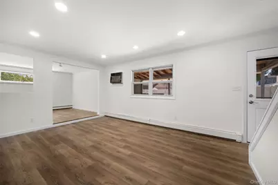 22 Lowland Road, Levittown, NY 11756 - Photo 11