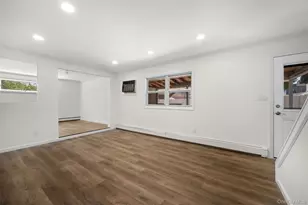 22 Lowland Rd, Levittown, NY 11756 - Photo 11