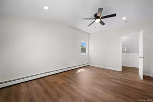 22 Lowland Rd, Levittown, NY 11756 - Photo 39