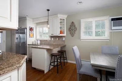 32 Yost Boulevard, Oceanside, NY 11572 - Photo 11
