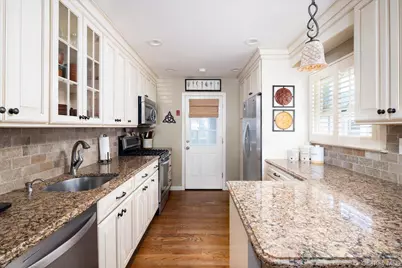 32 Yost Boulevard, Oceanside, NY 11572 - Photo 3