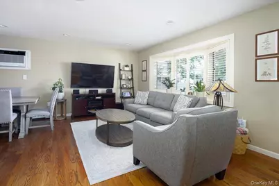 32 Yost Boulevard, Oceanside, NY 11572 - Photo 9