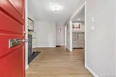 62 Mohegan Road, Larchmont, NY 10538 - Photo 7