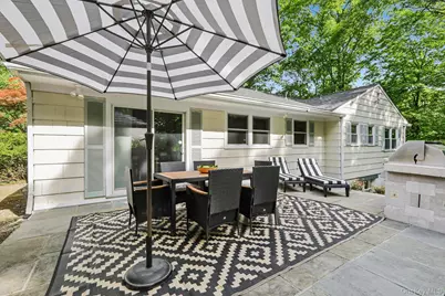 62 Mohegan Road, Larchmont, NY 10538 - Photo 5