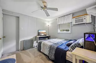63 Kilburn Rd S, West Hempstead, NY 11552 - Photo 23