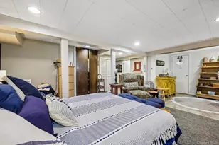 63 Kilburn Rd S, West Hempstead, NY 11552 - Photo 35