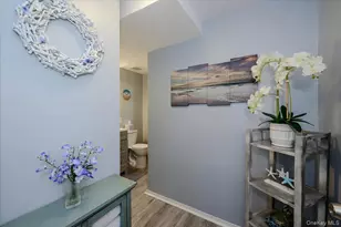 12 Northern Pkwy E, Plainview, NY 11803 - Photo 9