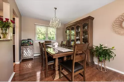 12 Northern Parkway E, Plainview, NY 11803 - Photo 5