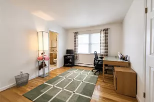 866 Abbott St, East Meadow, NY 11554 - Photo 15