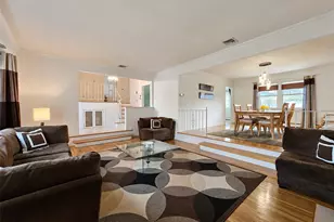 866 Abbott St, East Meadow, NY 11554 - Photo 5