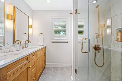 95 Muirfield Road, Rockville Centre, NY 11570 - Photo 15