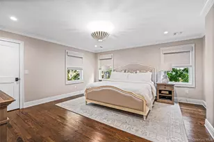 95 Muirfield Rd, Rockville Centre, NY 11570 - Photo 13