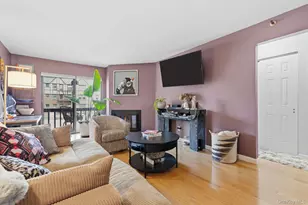 15 Greenridge Ave, White Plains, NY 10605 - Photo 7