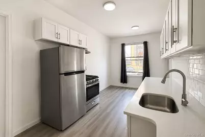 168-10 Crocheron Avenue #1A, Flushing, NY 11358 - Photo 5