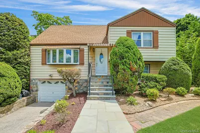 70 Durham Road, White Plains, NY 10607 - Photo 1