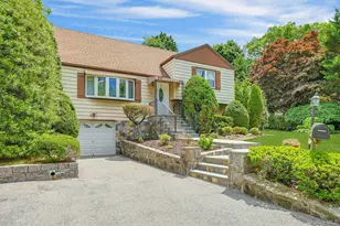 70 Durham Rd, White Plains, NY 10607 - Photo 3