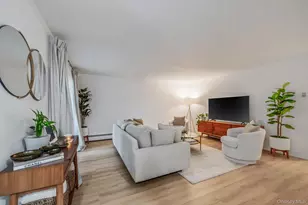 38 Richmond Blvd, Ronkonkoma, NY 11779 - Photo 5