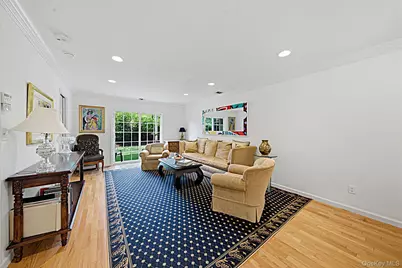 1053 Savoy Drive, Melville, NY 11747 - Photo 11