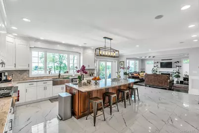 12 Barbara Lane, Glen Cove, NY 11542 - Photo 13