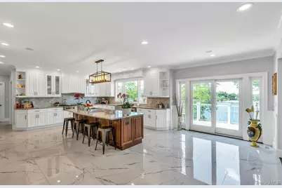 12 Barbara Lane, Glen Cove, NY 11542 - Photo 9
