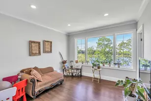 12 Barbara Ln, Glen Cove, NY 11542 - Photo 17