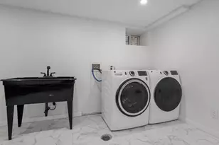 147-29 70th Ave, Flushing, NY 11367 - Photo 19