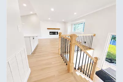 132 Berkeley Avenue, Selden, NY 11784 - Photo 5