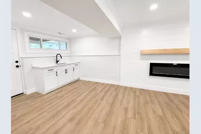 132 Berkeley Avenue, Selden, NY 11784 - Photo 21