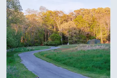 5055 New Suffolk Road, New Suffolk, NY 11956 - Photo 3