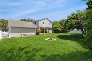 407 3rd St, East Northport, NY 11731 - Photo 33