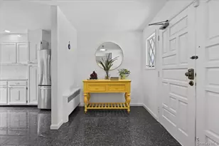 275 Broadfield Rd, New Rochelle, NY 10804 - Photo 5