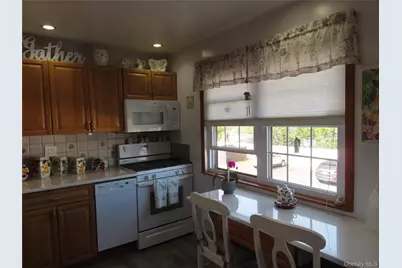 463 Mariners Way, Copiague, NY 11726 - Photo 29