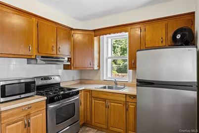 108 Claremont Street, Deer Park, NY 11729 - Photo 11