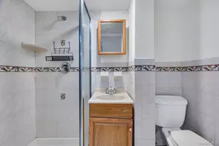 2297 Arby Ct, Wantagh, NY 11793 - Photo 19
