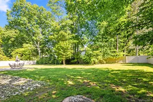 16 Loraine Dr, New City, NY 10956 - Photo 7