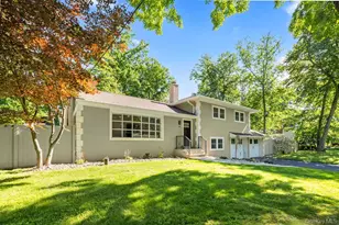 16 Loraine Dr, New City, NY 10956 - Photo 9