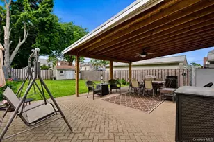 151-27 11th Ave, Whitestone, NY 11357 - Photo 25