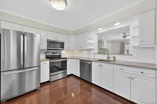 6306 Chelsea Cove N, Hopewell Junction, NY 12533 - Photo 5
